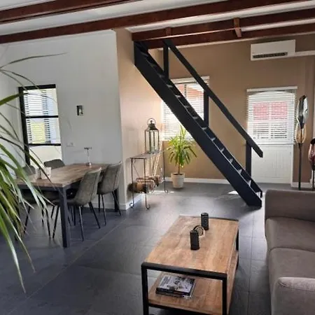 Het Atelier Schuring - Luxe 78m2 Couette-café 3*